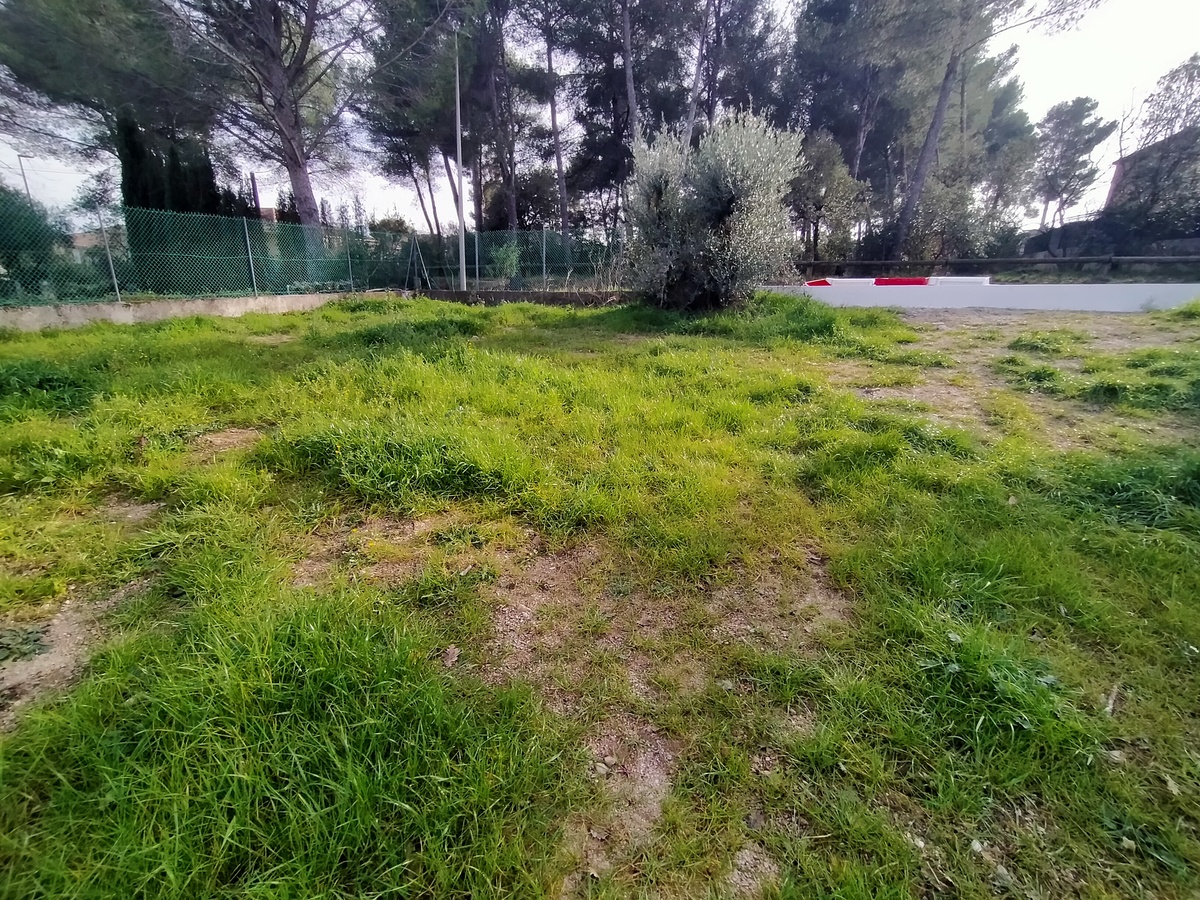 Vente Terrain 786m² à Aubagne (13400) - Storm Immobilier