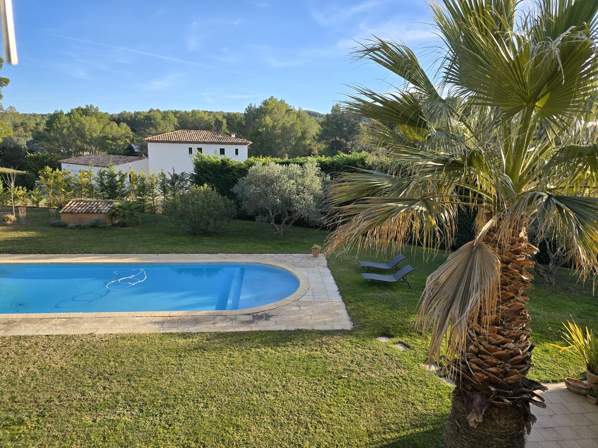 Maison individuelle - Meyrargues