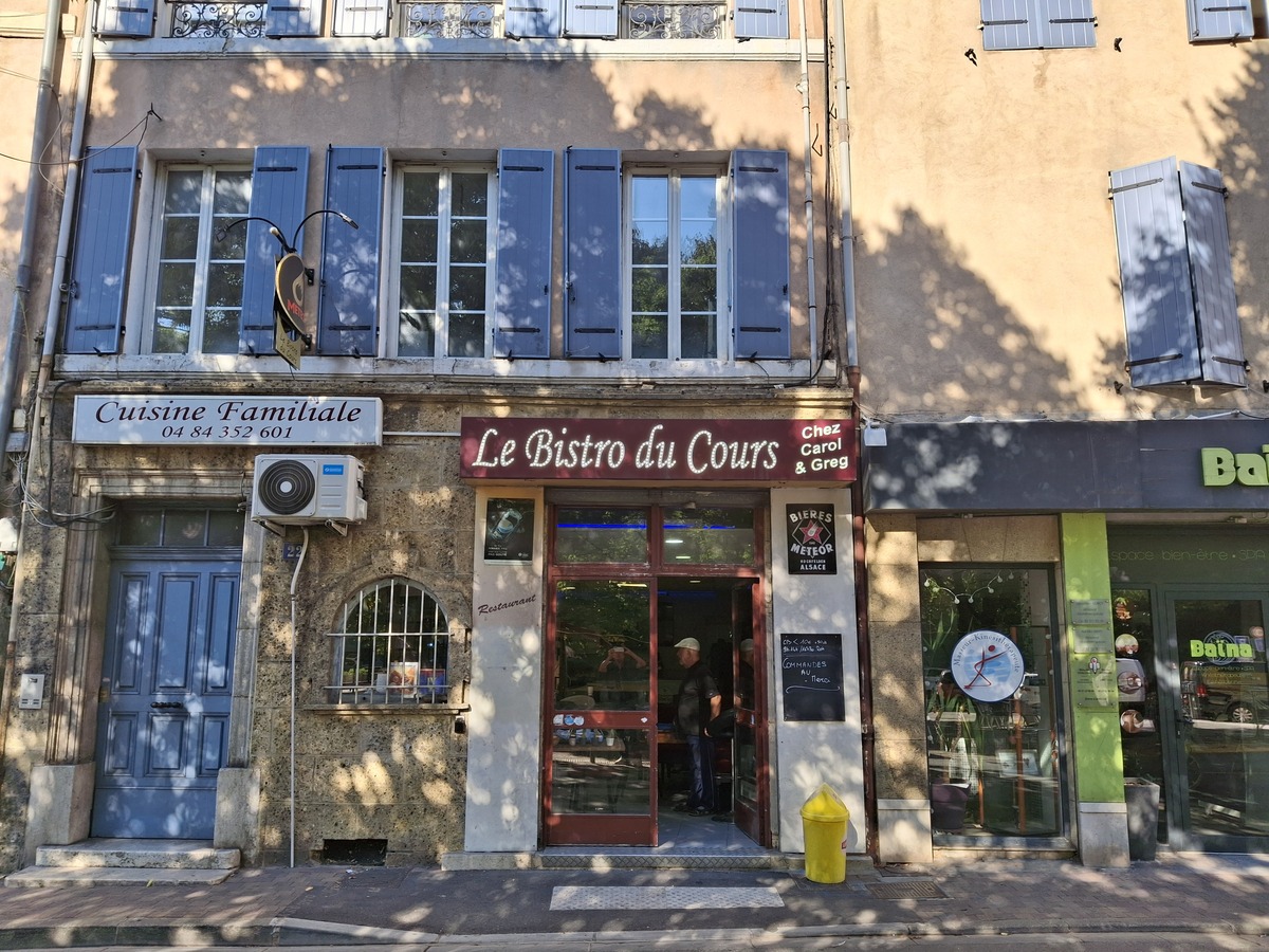 Murs occup�s - Roquevaire