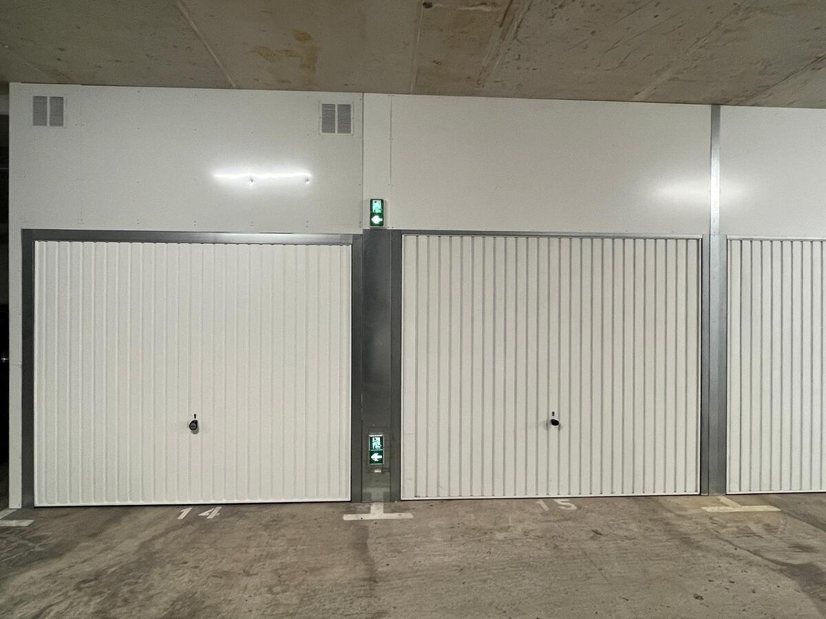 Parking int�rieur - Fr�jus