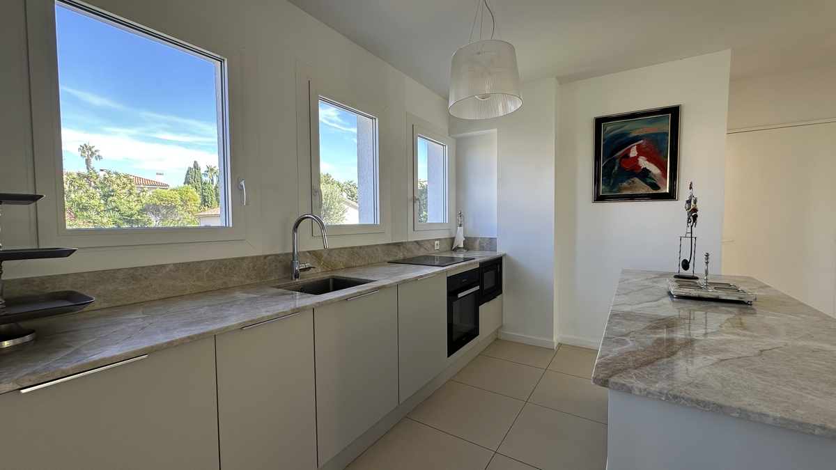Maison 8 pièces 175 m² · à Bandol · 175 m² · 1 795 000 €